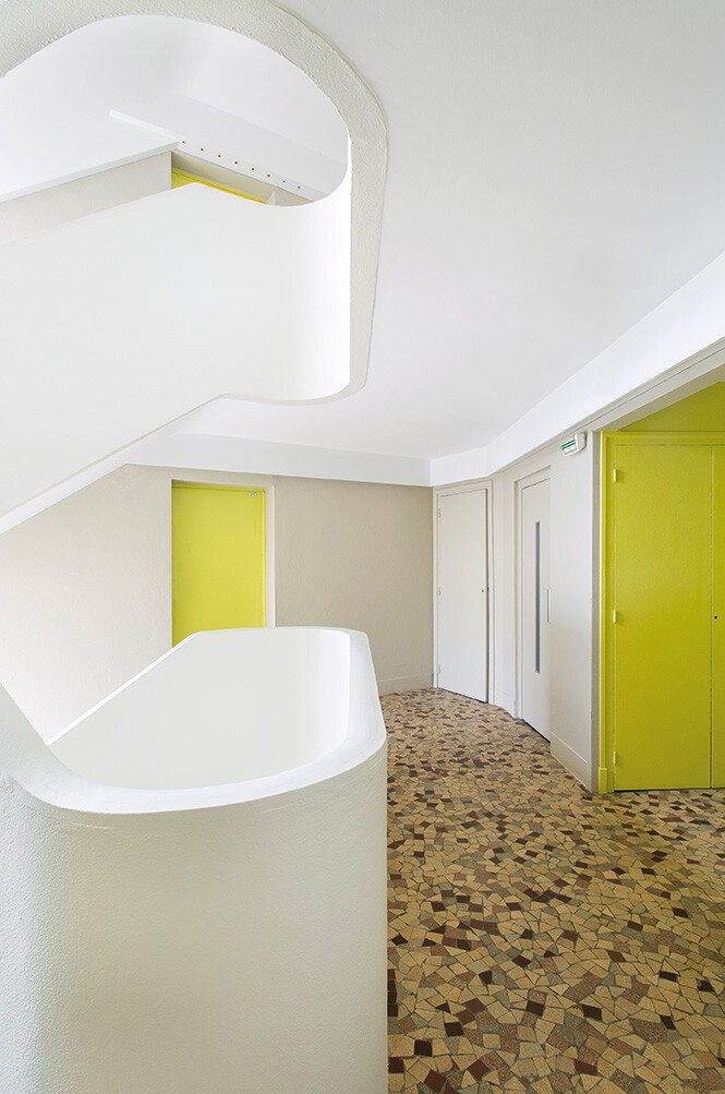 1010-COD-CHA-PHO-05JPG